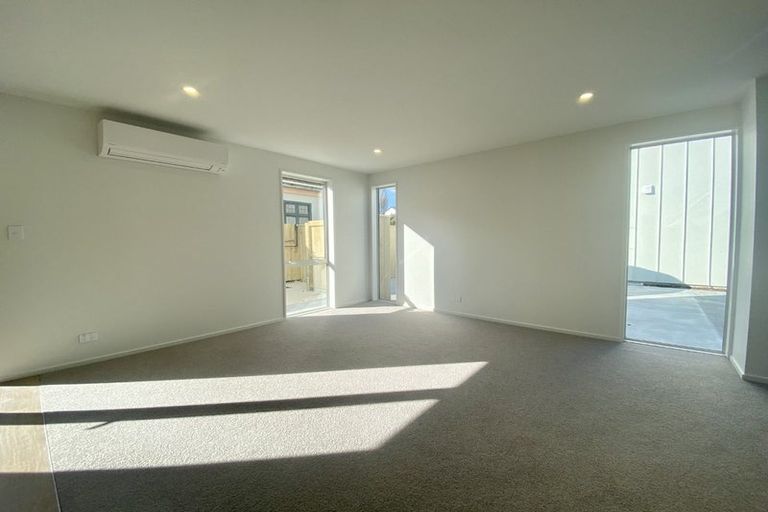 Photo of property in 2/87 Barbour Street, Waltham, Christchurch, 8011