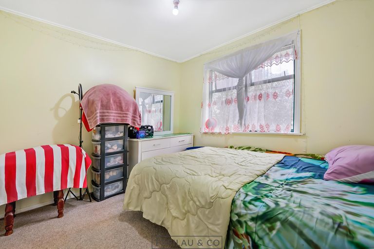 Photo of property in 92 Fisher Crescent, Otara, Auckland, 2023