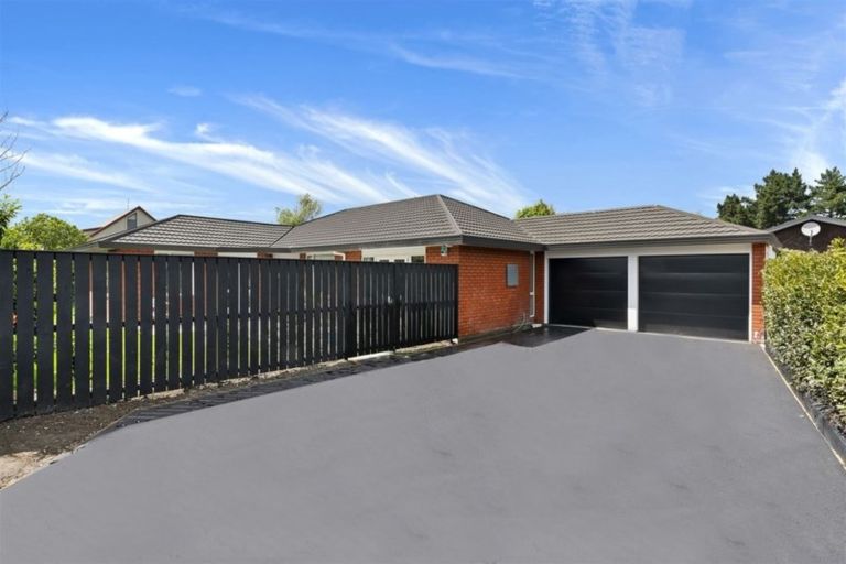 Photo of property in 20 Chardale Street, Avondale, Christchurch, 8061