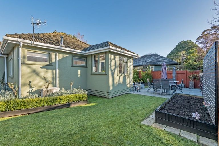 Photo of property in 103a Pahiatua Street, Hokowhitu, Palmerston North, 4410