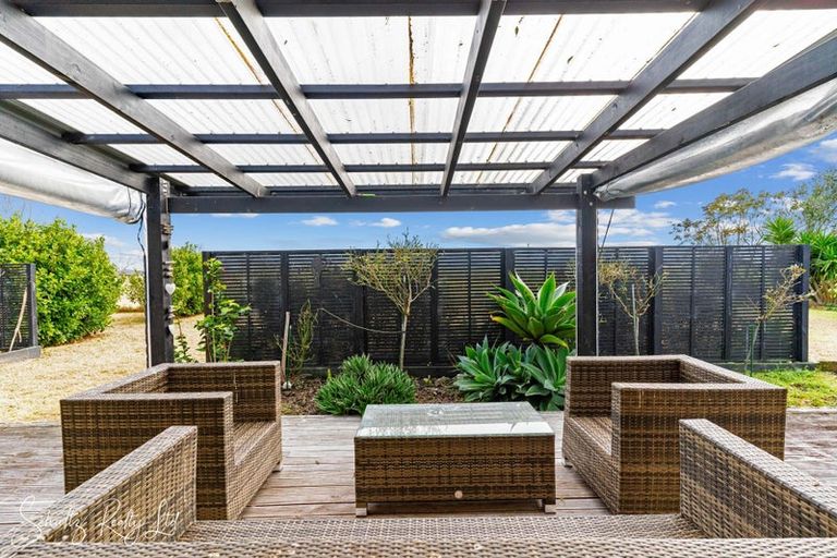 Photo of property in 16 Wallace Road, Ruawai, 0591