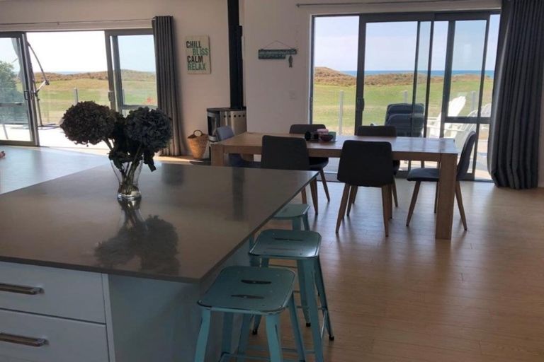 Photo of property in 2 Bermuda Drive, Hornby, Christchurch, 8042