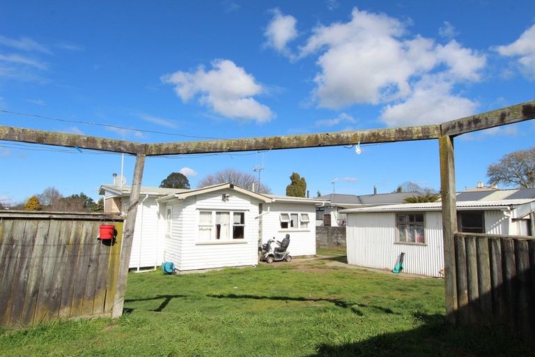 Photo of property in 12 Baird Road, Tokoroa, 3420