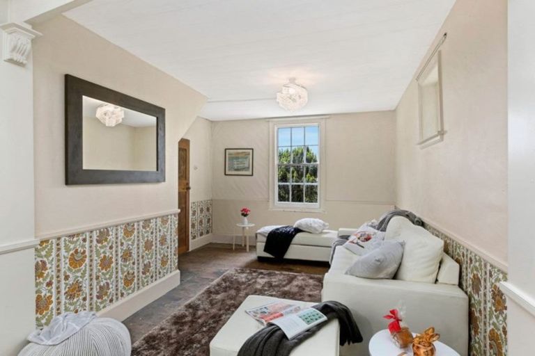 Photo of property in 42 Old Porirua Road, Ngaio, Wellington, 6035