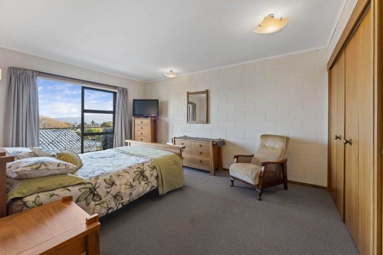 Photo of property in 25 Golders Place, Richmond Heights, Taupo, 3330