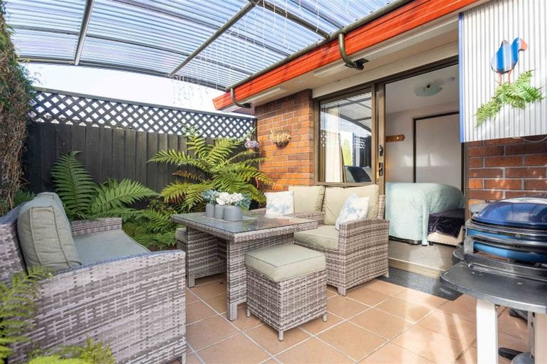 Photo of property in 5 Flaxwood Lane, Waltham, Christchurch, 8023