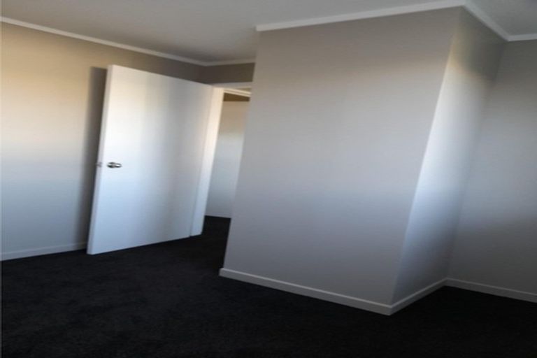 Photo of property in 4 Karyn Street, Castlecliff, Whanganui, 4501