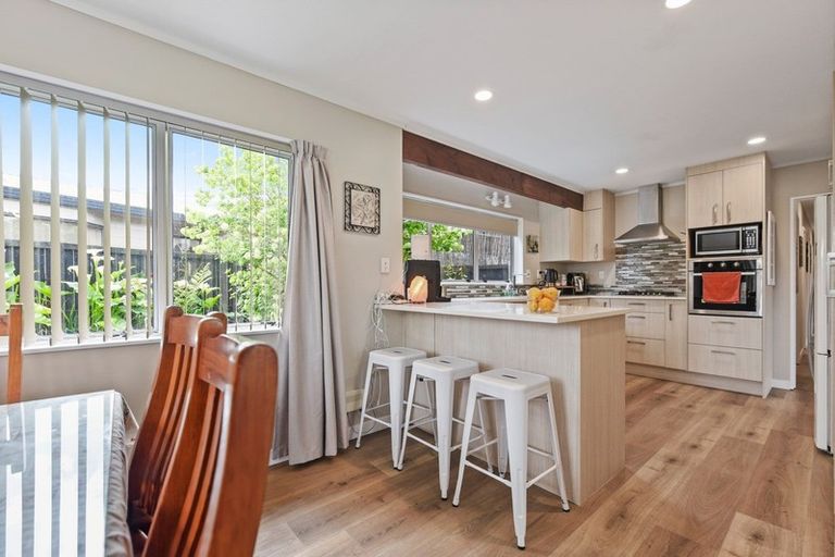 Photo of property in 34 Endeavour Avenue, Flagstaff, Hamilton, 3210