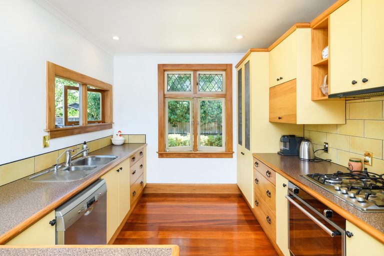 Photo of property in 3 Langston Avenue, Palmerston North, 4414