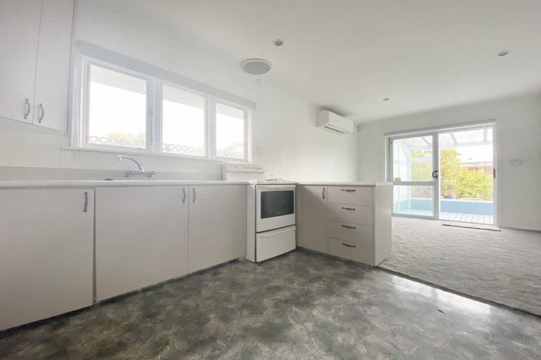 Photo of property in 5 Fenchurch Street, Northcote, Christchurch, 8052