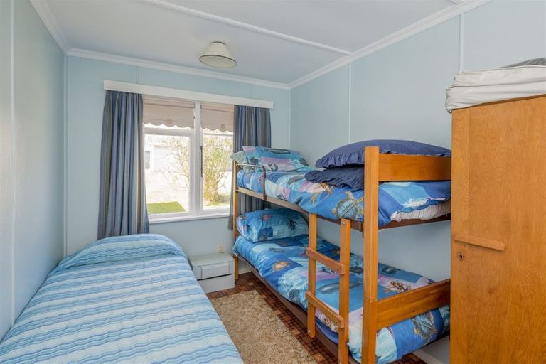 Photo of property in 114 Rua Avenue, Waitarere Beach, Levin, 5510