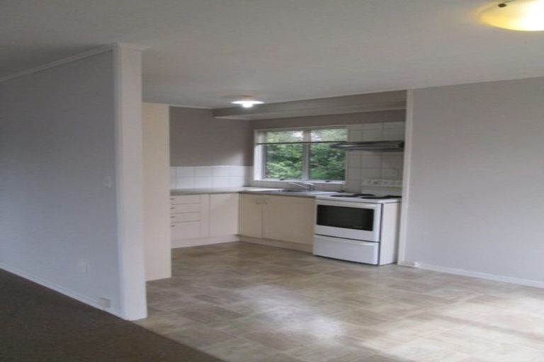 Photo of property in 118 Borich Road, Sunnyvale, Auckland, 0612
