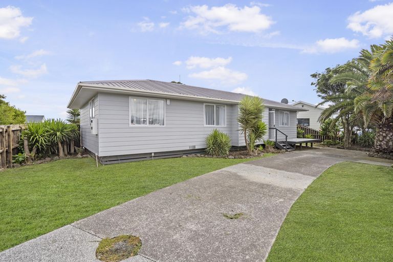 Photo of property in 17a Trevor Hosken Drive, Wiri, Auckland, 2104