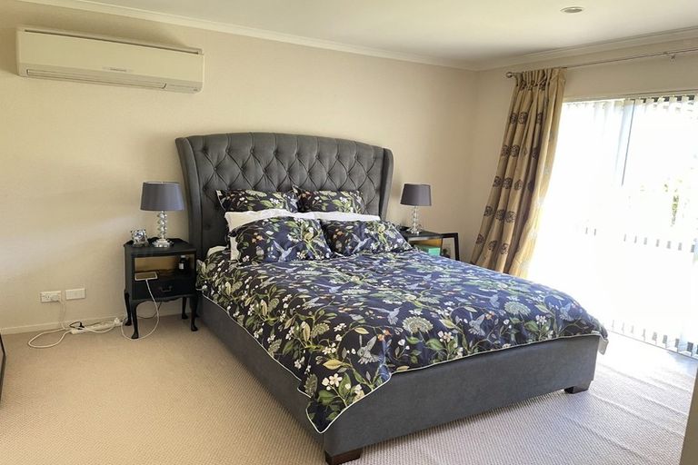 Photo of property in 20 Lilybank Crescent, East Tamaki, Auckland, 2013