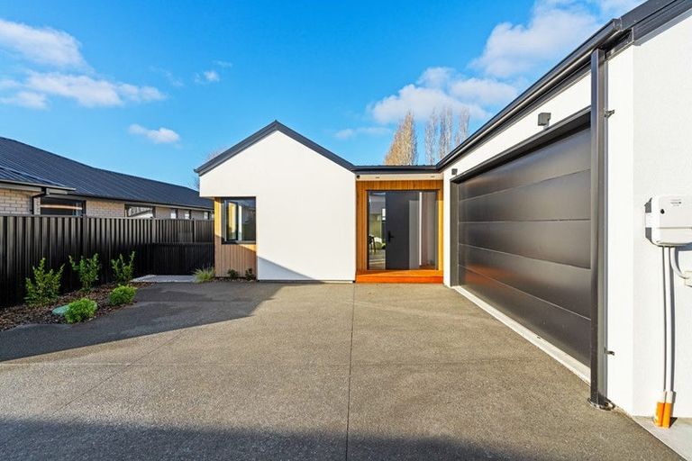 Photo of property in 16 Elsie Lange Way, Casebrook, Christchurch, 8051