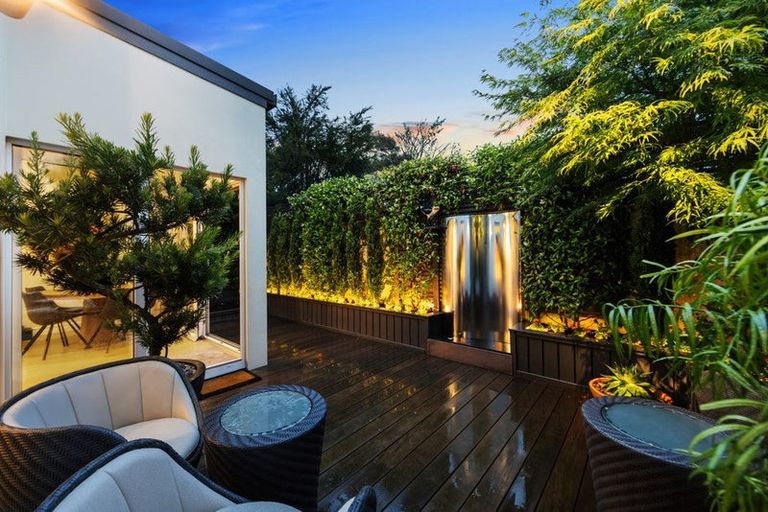 Photo of property in 14 John Britten Lane, Riccarton, Christchurch, 8011