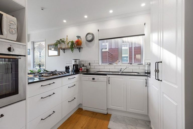 Photo of property in 23b Victoria Road, Mount Maunganui, 3116