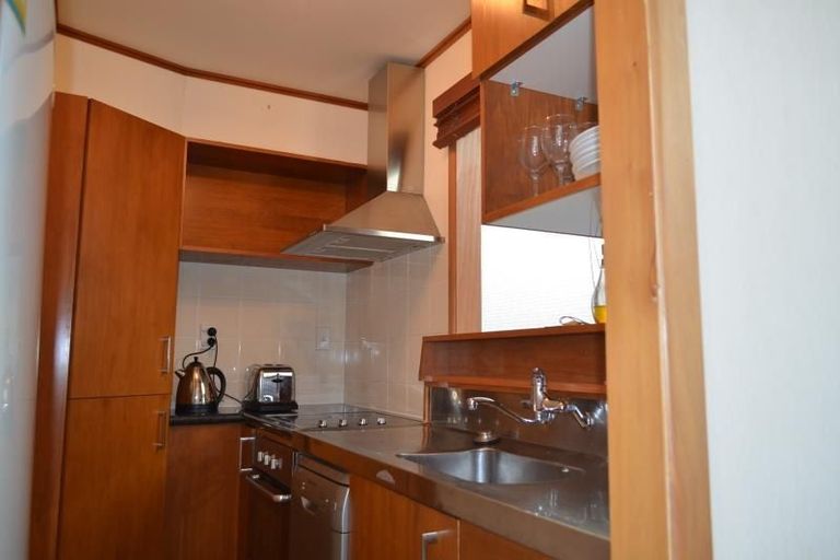 Photo of property in Embassy Court, 72 Brougham Street, Mount Victoria, Wellington, 6011