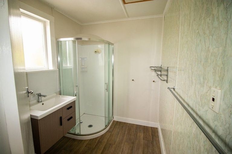 Photo of property in 8 Manuka Street, Castlecliff, Whanganui, 4501