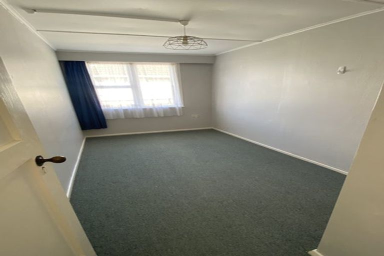 Photo of property in 31 Atiawa Crescent, Waiwhetu, Lower Hutt, 5010