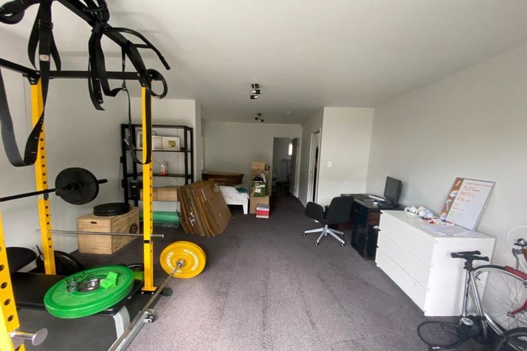 Photo of property in 25 Montclair Rise, Browns Bay, Auckland, 0630