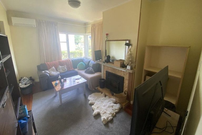 Photo of property in 12 Masters Crescent, Masterton, 5810