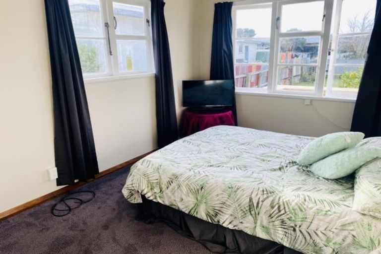 Photo of property in 37 Robinson Street, Foxton, 4814