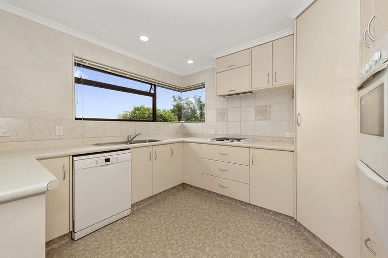 Photo of property in 45 Bartholomew Drive, Nawton, Hamilton, 3200