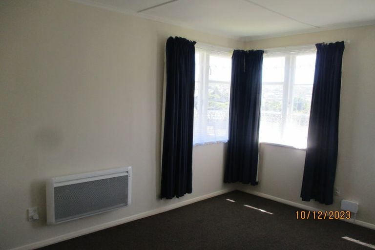 Photo of property in 62 Chaffey Crescent, Titahi Bay, Porirua, 5022