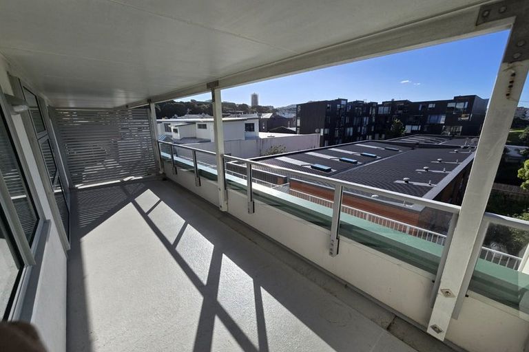 Photo of property in 4/8 Girton Terrace, Mount Cook, Wellington, 6021