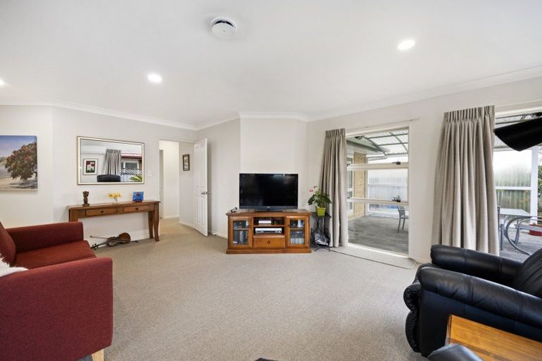 Photo of property in 3 Oakwood Place, Pukekohe, 2120