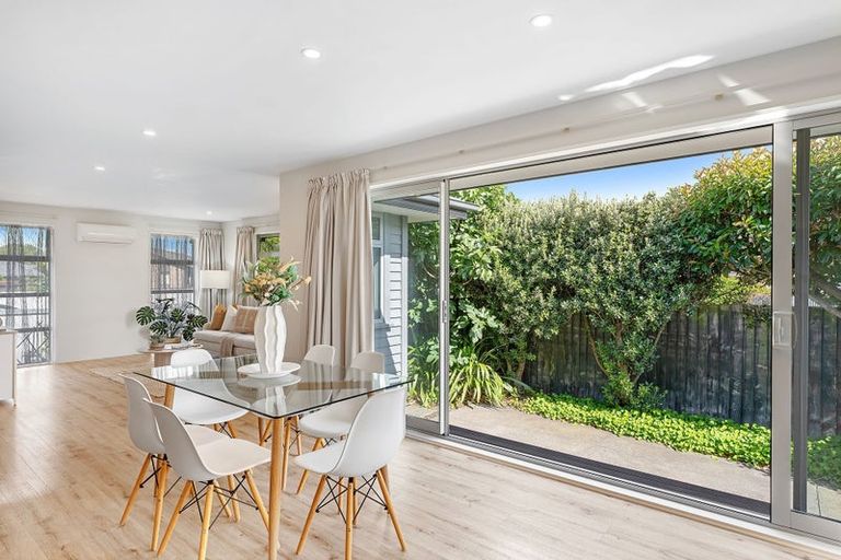 Photo of property in 14 Caithness Street, New Brighton, Christchurch, 8083