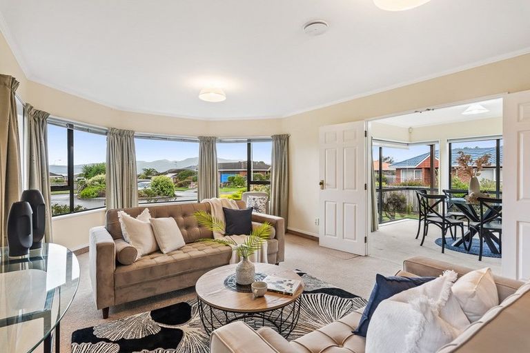 Photo of property in 9 Trinity Place, Paraparaumu Beach, Paraparaumu, 5032