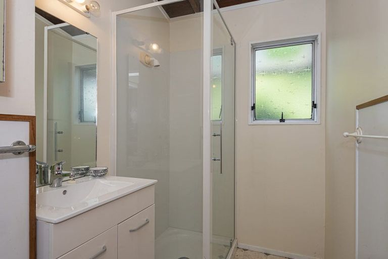 Photo of property in 12 Whangarei Heads Road, Onerahi, Whangarei, 0110