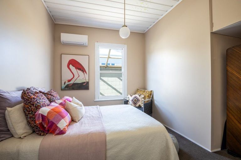 Photo of property in 17 Kowhai Street, Strandon, New Plymouth, 4312