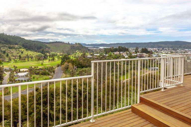 Photo of property in 133 Pacific View Drive, Whangamata, 3620