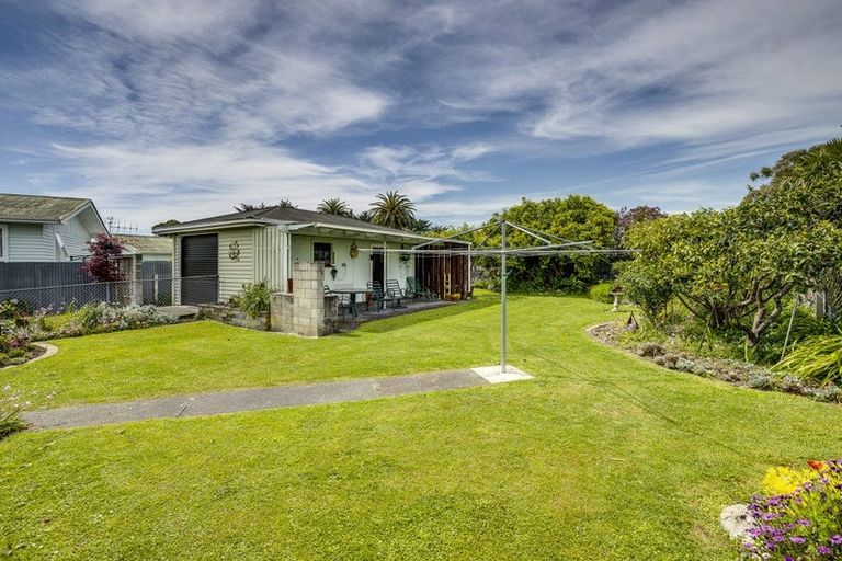 Photo of property in 61 Exeter Crescent, Pirimai, Napier, 4112