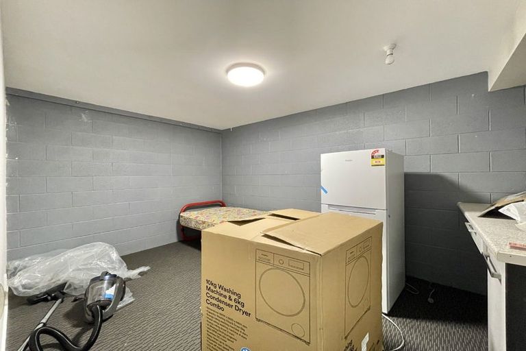 Photo of property in 357 Main Road, Tawa, Wellington, 5028