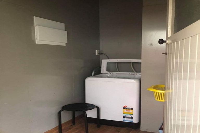 Photo of property in 43 Glen Road, Mornington, Dunedin, 9011