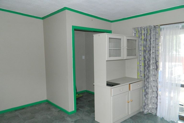 Photo of property in 111 Morton Street, Strathern, Invercargill, 9812