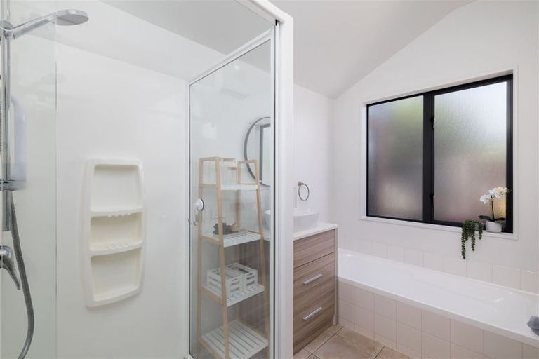 Photo of property in 7 Stroud Lane, Papanui, Christchurch, 8053