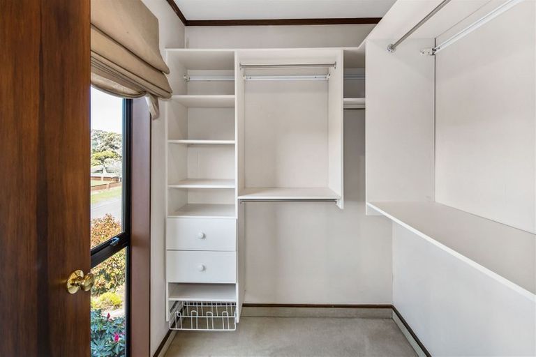 Photo of property in 3 Aintree Grove, Churton Park, Wellington, 6037