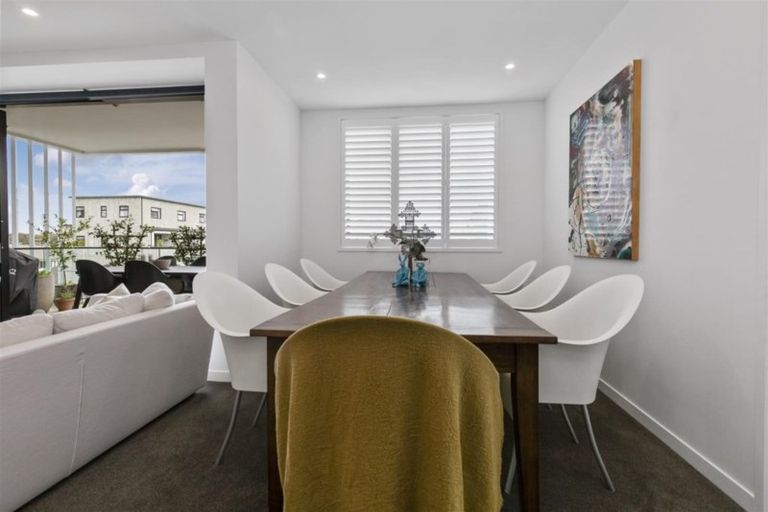 Photo of property in 201/8a Lake Pupuke Drive, Takapuna, Auckland, 0622