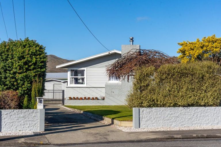 Photo of property in 15 Karina Crescent, Redwoodtown, Blenheim, 7201