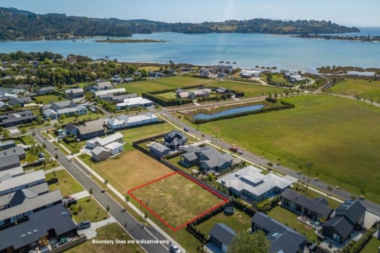 Photo of property in 7 Shearwater Lane, Point Wells, 0986