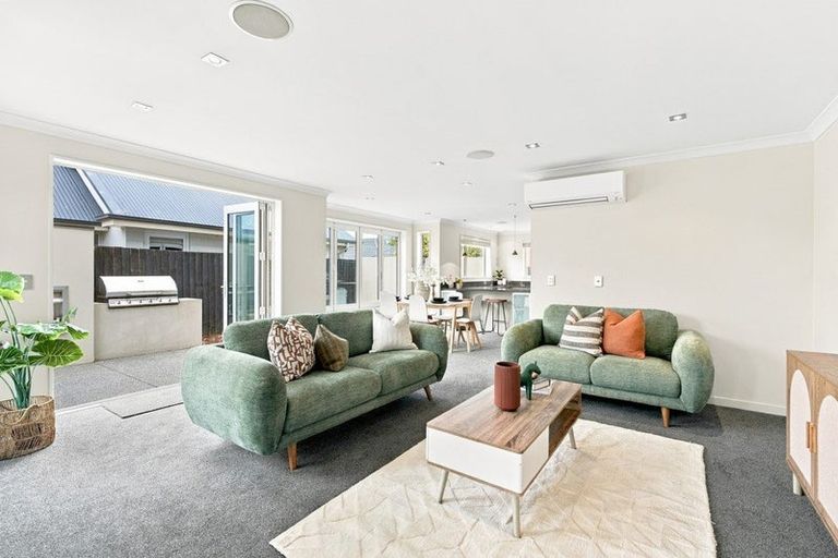 Photo of property in 77e Yaldhurst Road, Sockburn, Christchurch, 8042