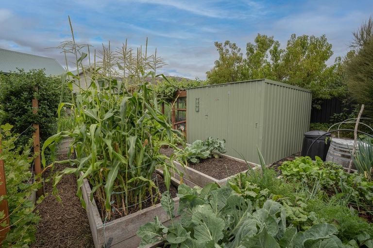 Photo of property in 33 The Dunes, Cromwell, 9310