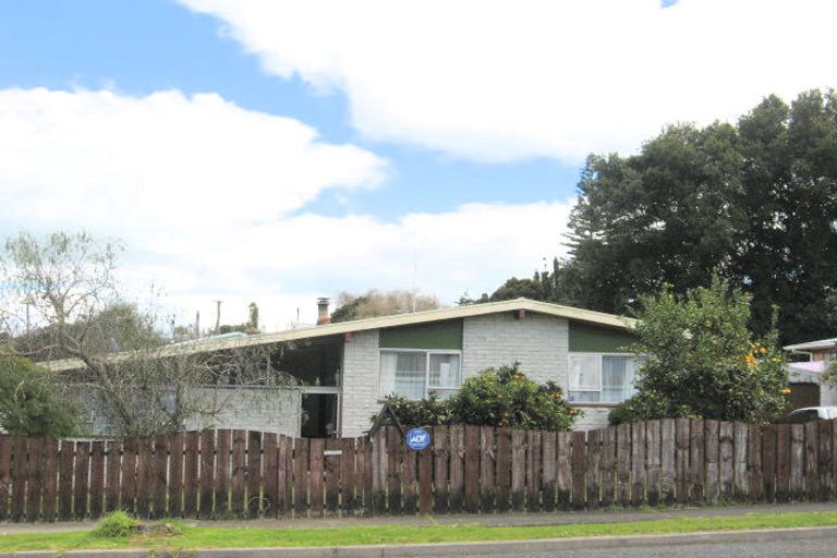 Photo of property in 27 Kohe Street, Parahaki, Whangarei, 0112