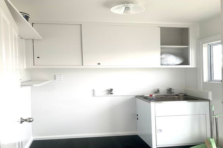 Photo of property in 35 Bermuda Drive, Hornby, Christchurch, 8042