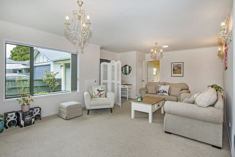 Photo of property in 35a Mains Avenue, Kensington, Whangarei, 0112